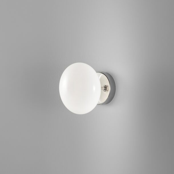 applique 1 luce   cromo satinato e vetro bianco dolce   metal lux   260.301.02   lucilla