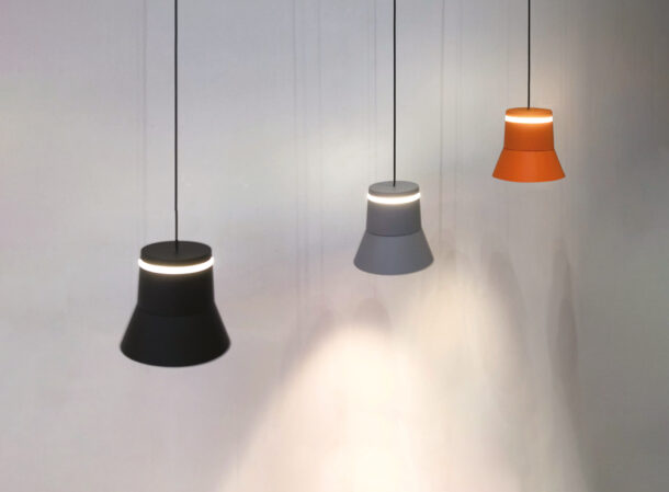 Vivida International CLOCHE