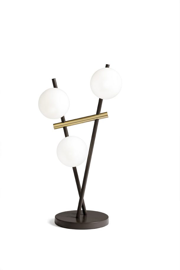 1744.334_Kika_3-light table lamp Millox