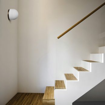 Luxury,Apartment,,Wooden,Staircase,And,White,Walls
