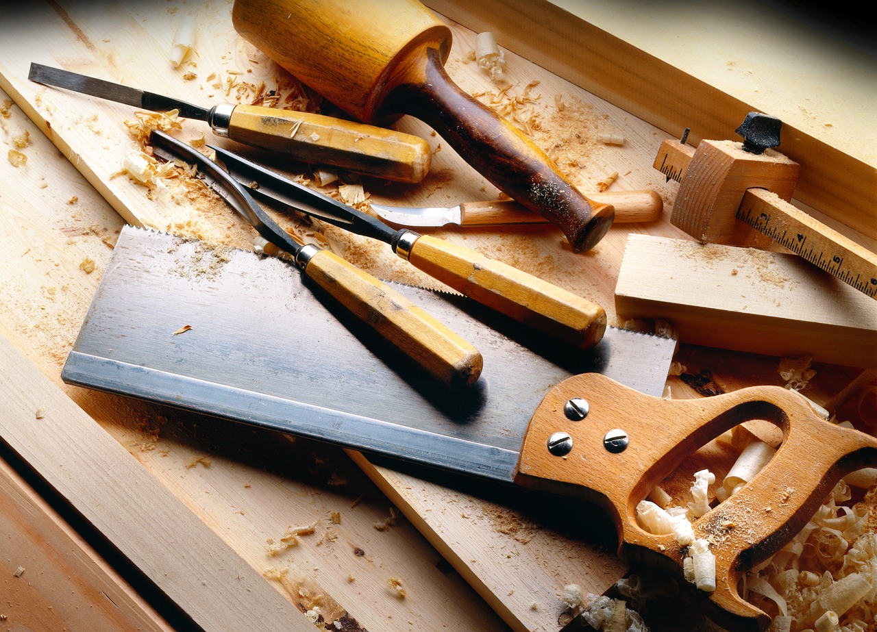 lavorazione artigianale legno