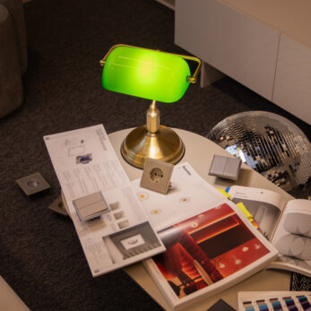 Maytoni Kiwi table lamp amb