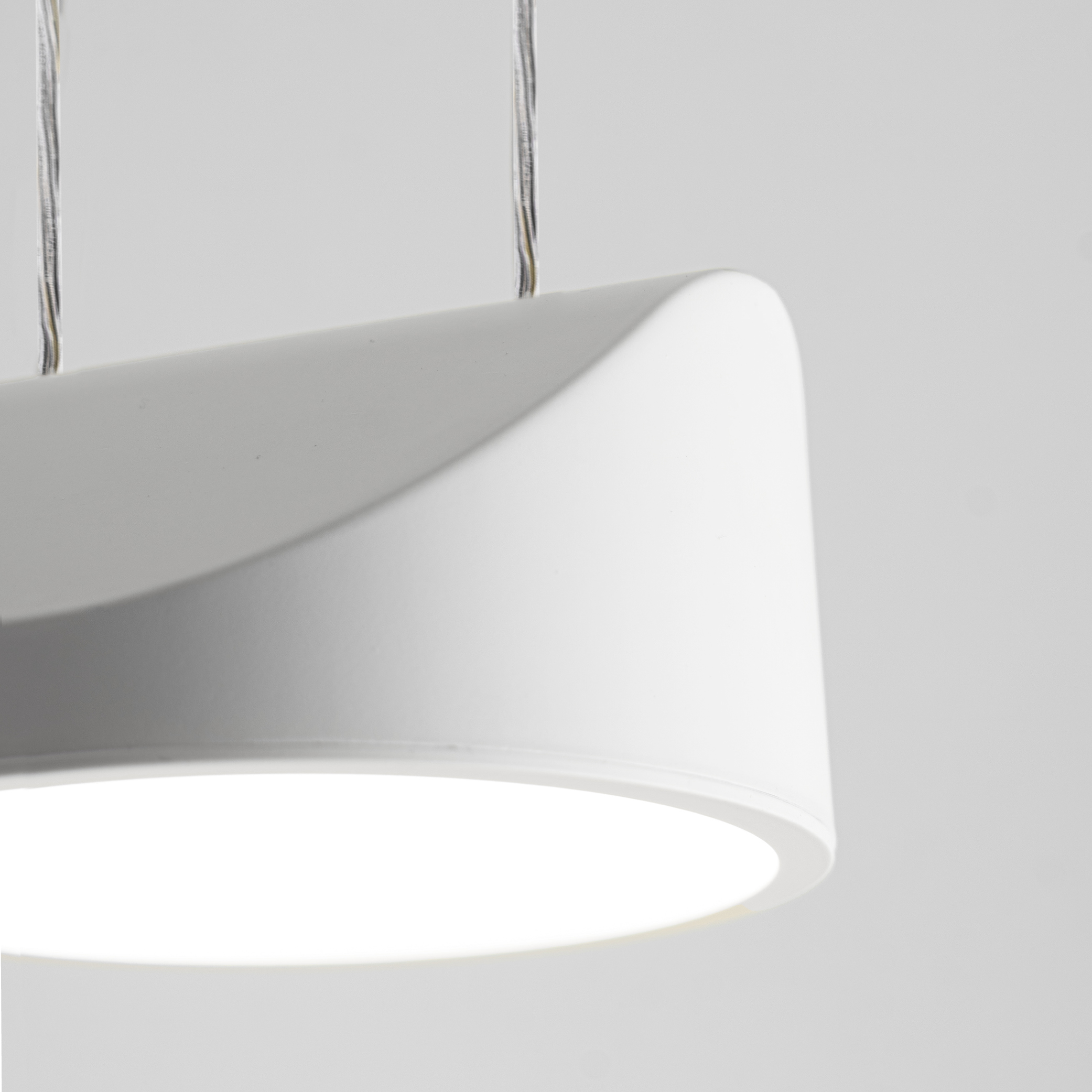 Vivida International Tarp Pendant PLS011.30.BI D WN DETAIL (2)